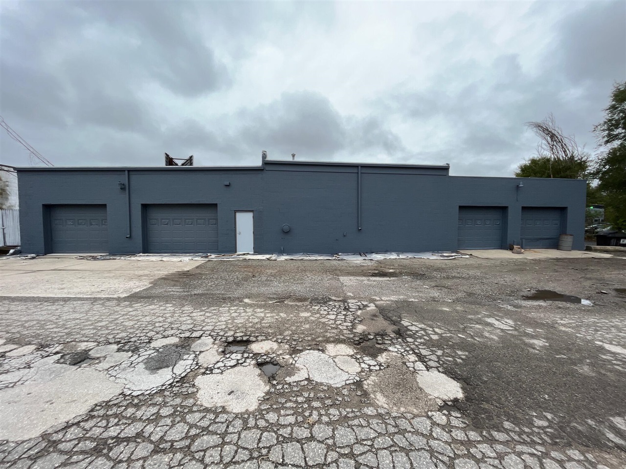 main property photo 10