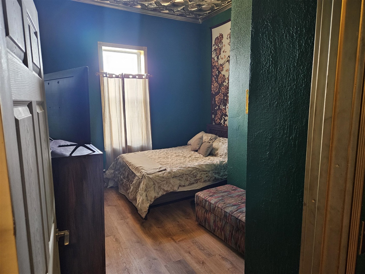 main property photo 12