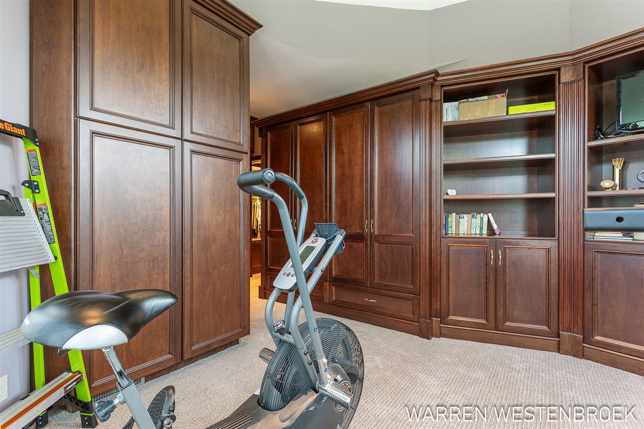 main property photo 59