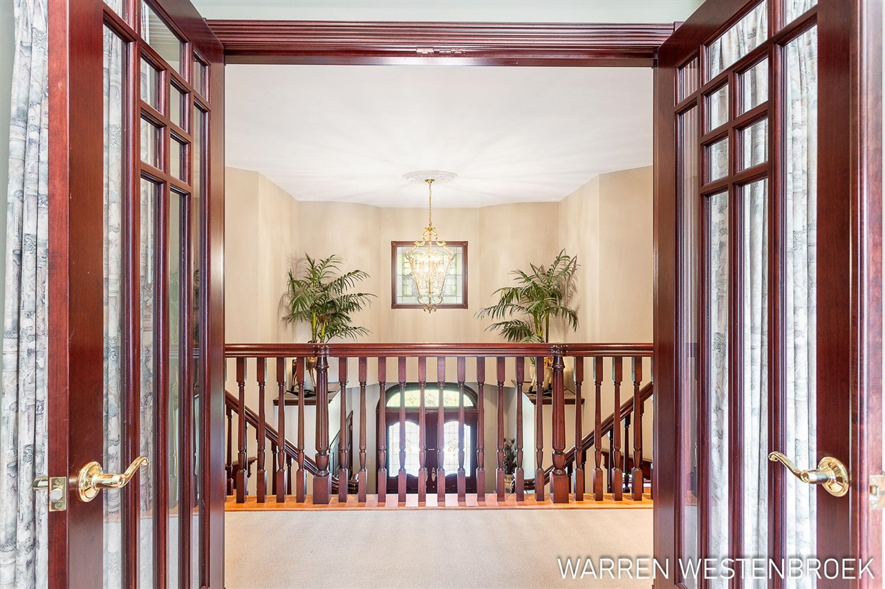 main property photo 78