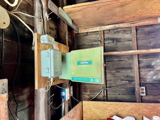 main property photo 14