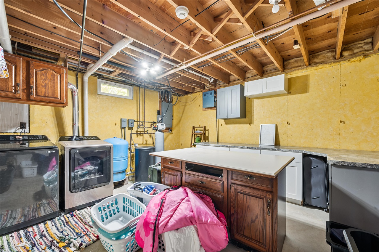 main property photo 59