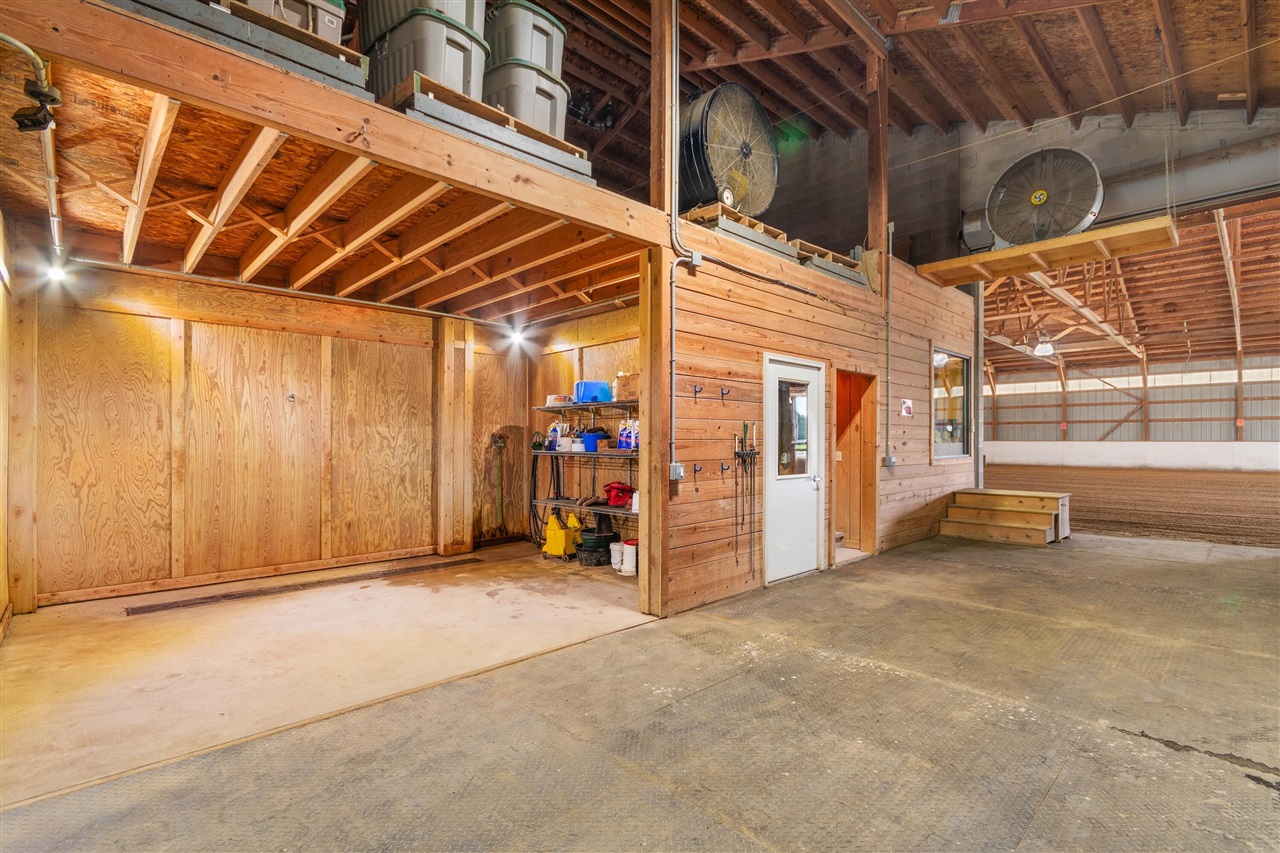main property photo 49