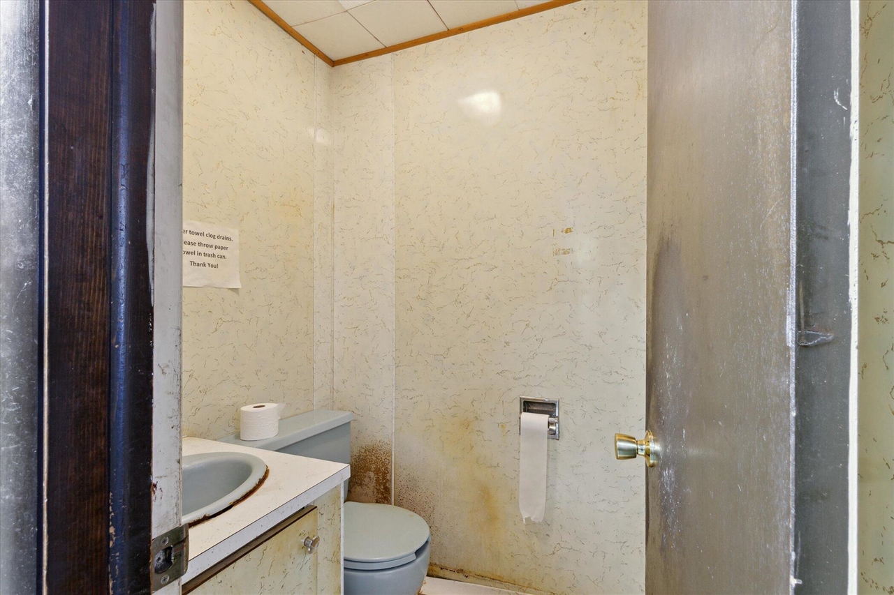 main property photo 20