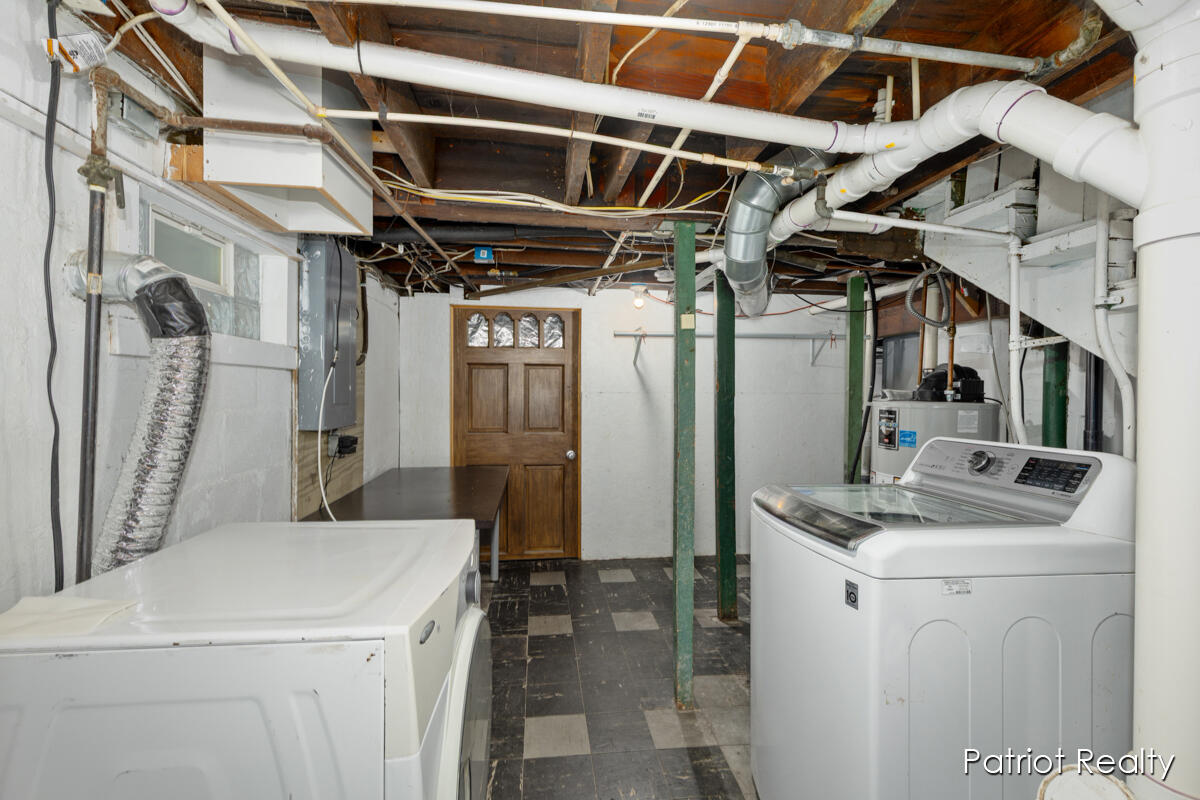 main property photo 16