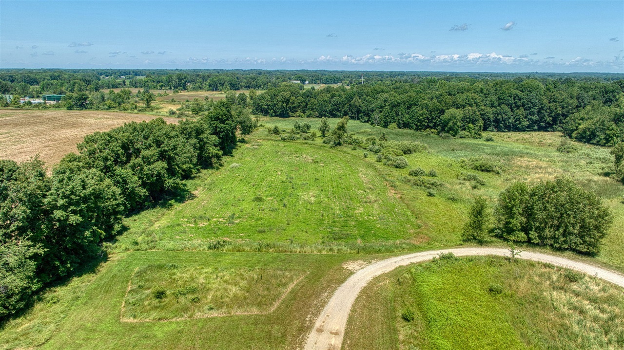 main property photo 19