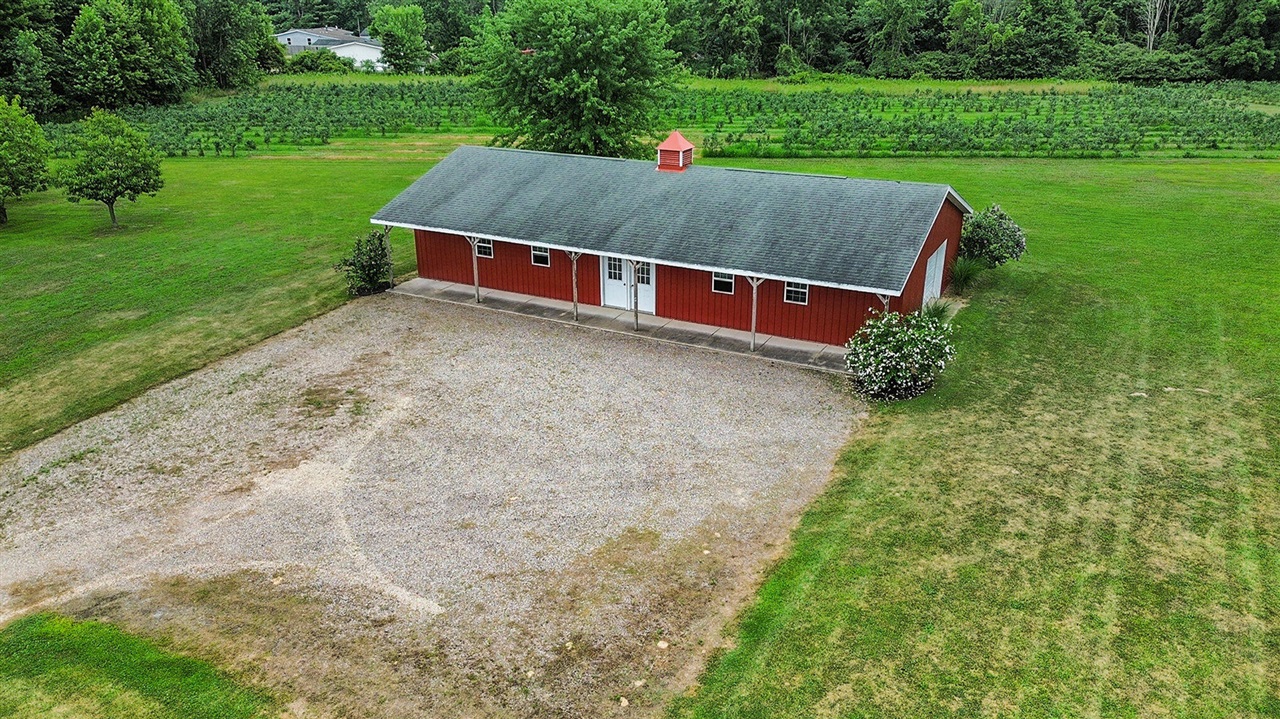 main property photo 18