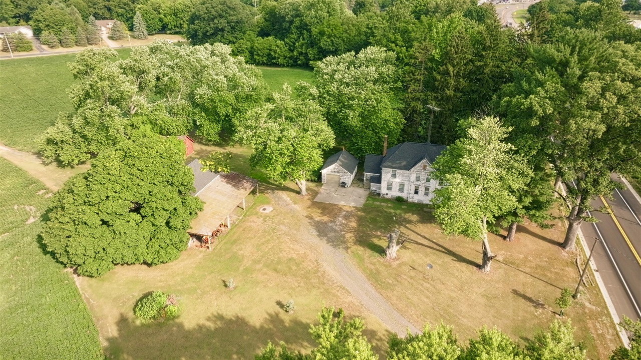 main property photo 8