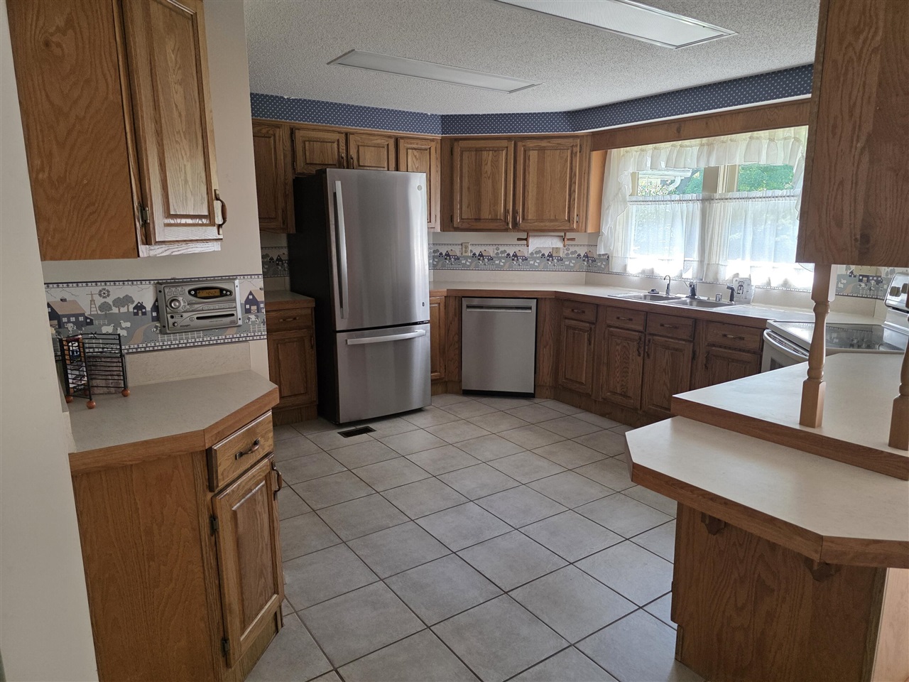 property viewer photo 3