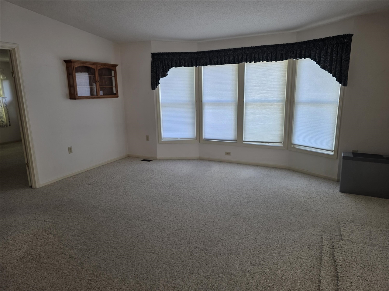 property viewer photo 7