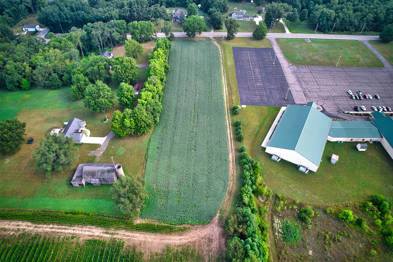 main property photo 7