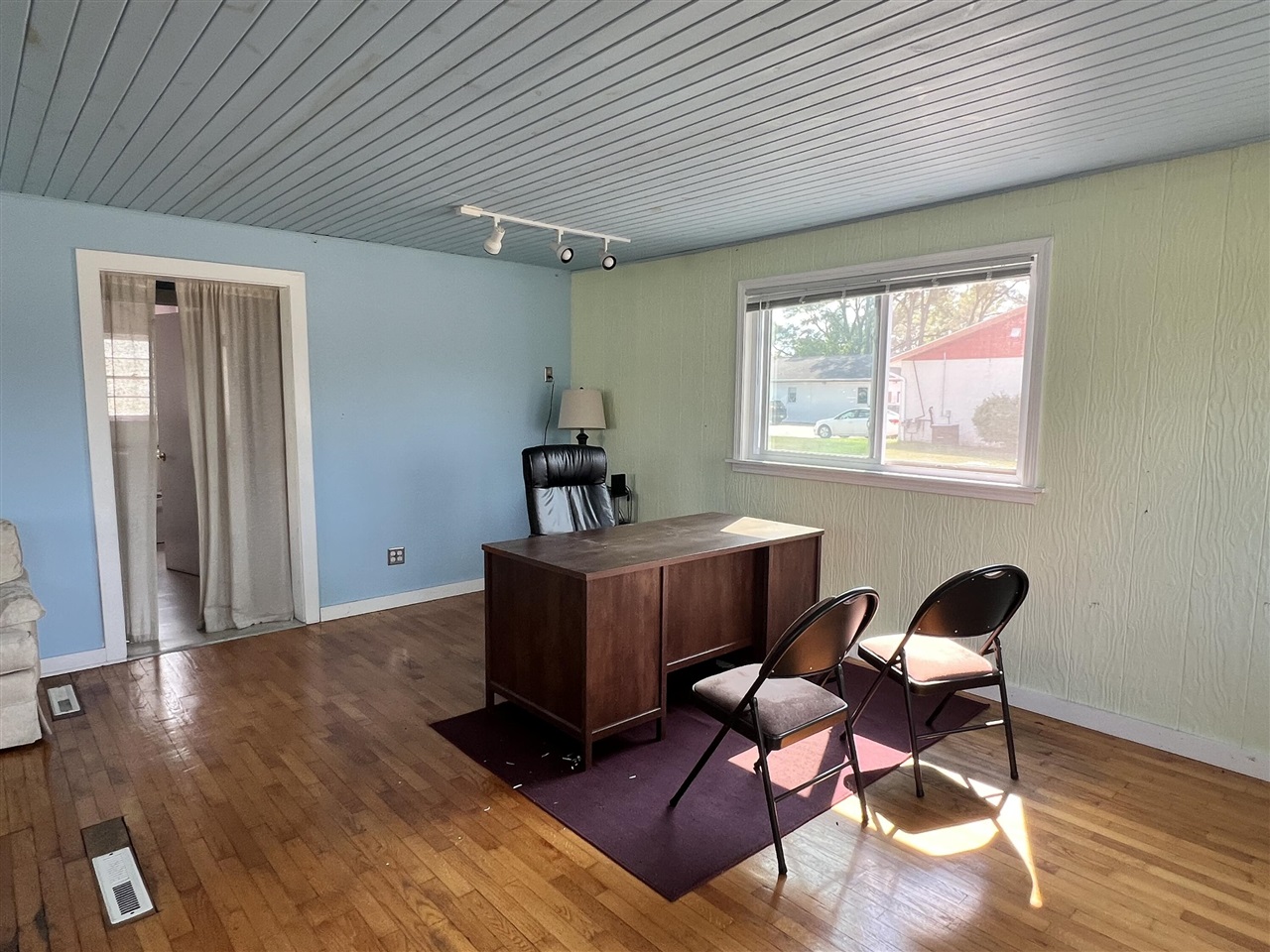main property photo 8