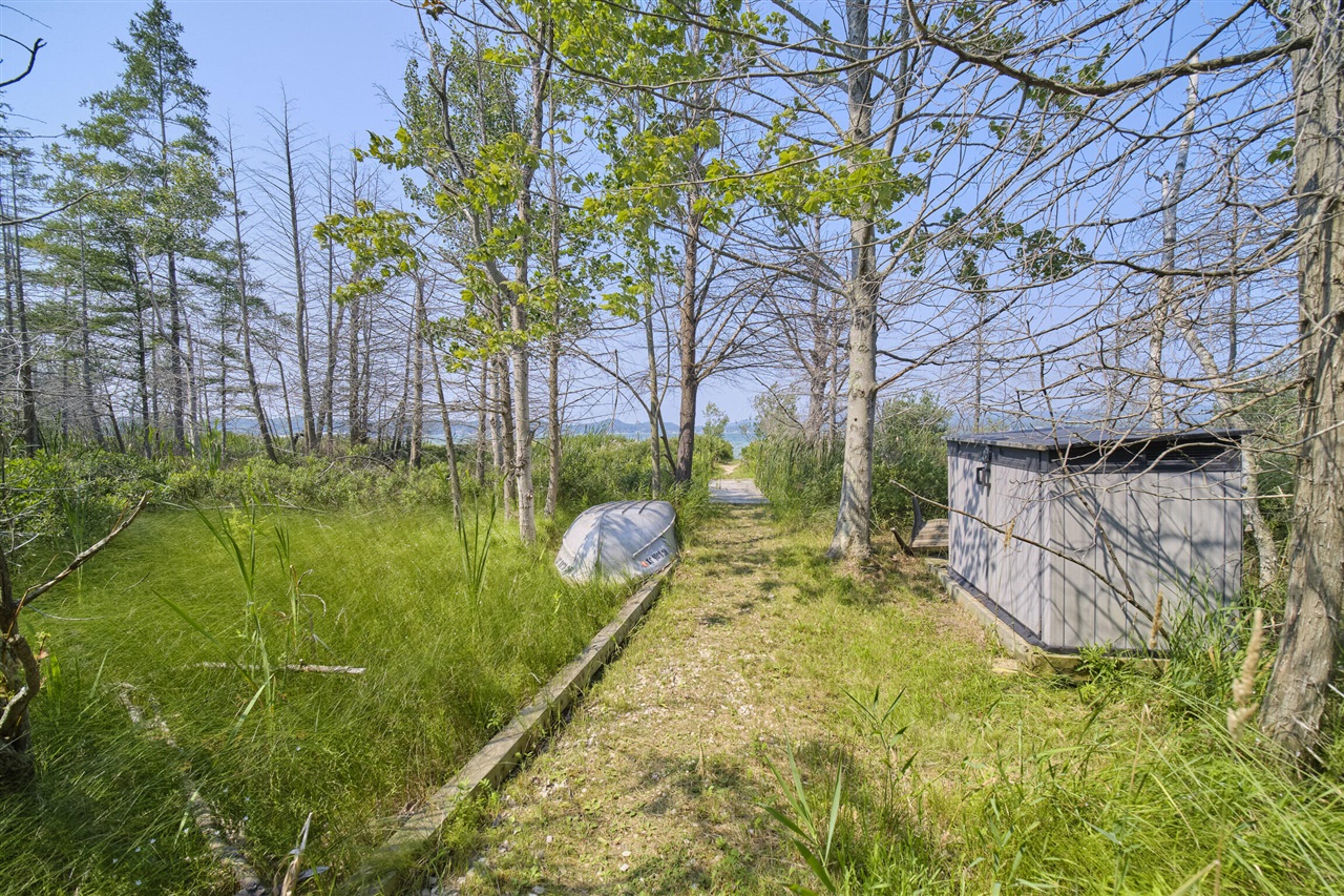 main property photo 59