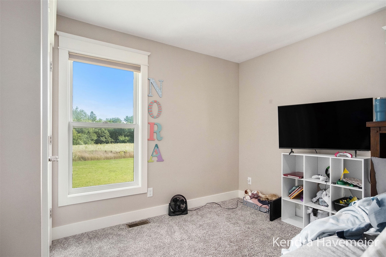 property viewer photo 15
