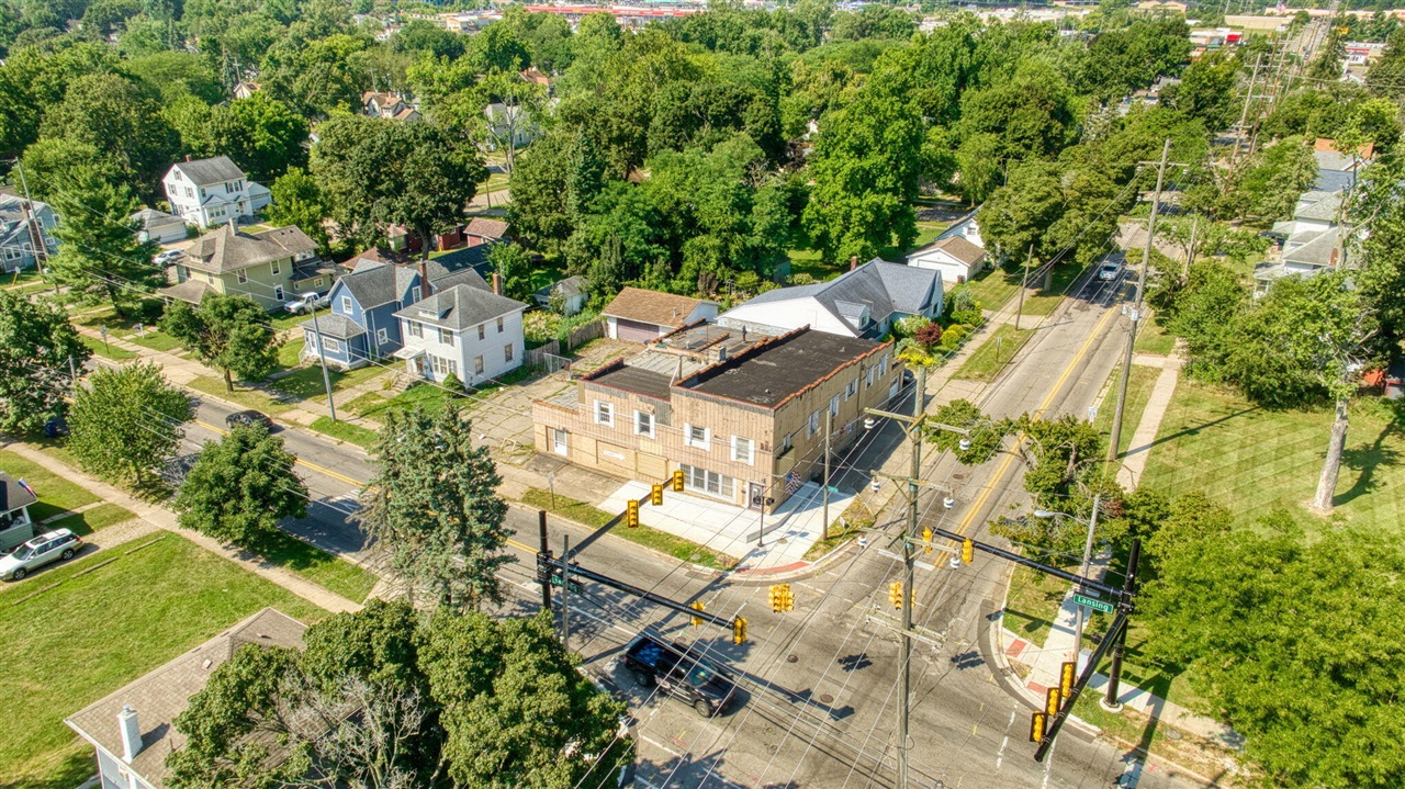 main property photo 38