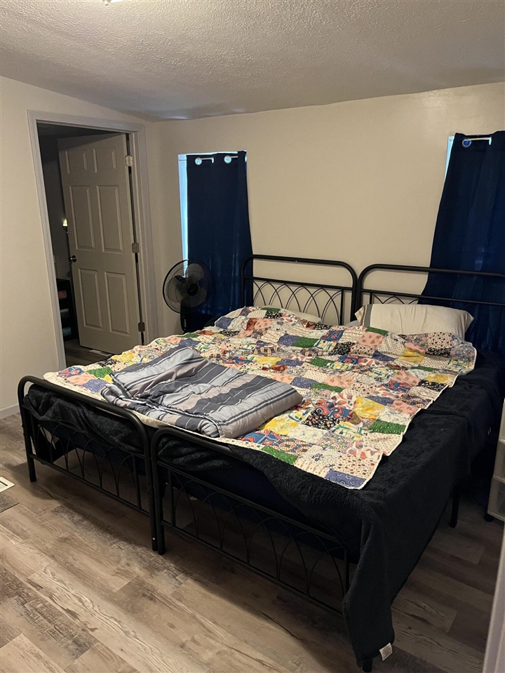 property viewer photo 8