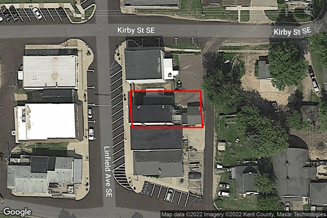 main property photo 14