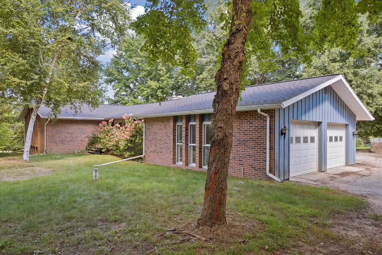 property viewer photo 3