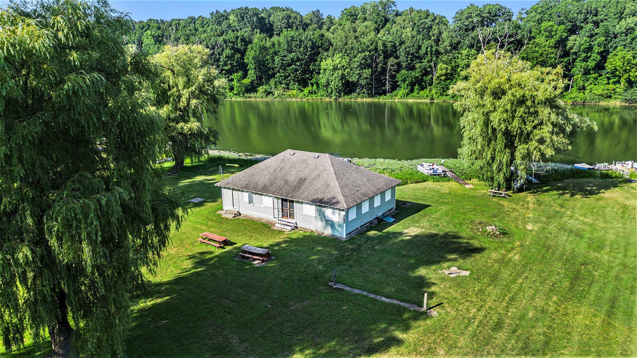 main property photo 13