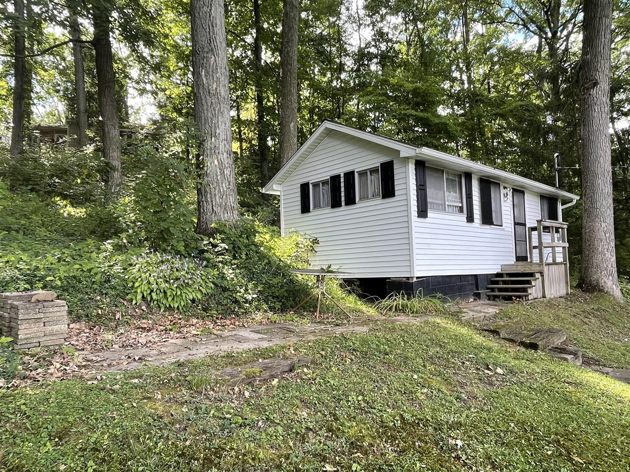 main property photo 3