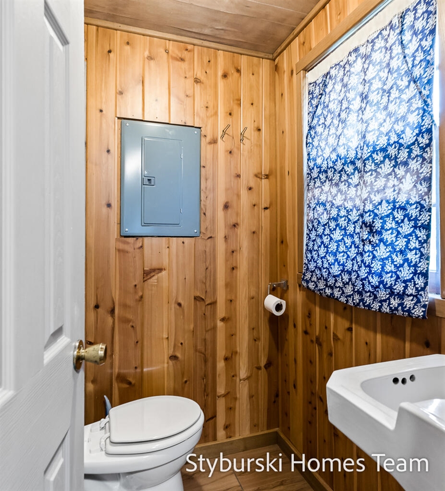 main property photo 72