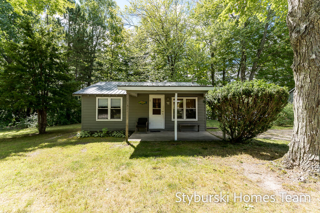 main property photo 76