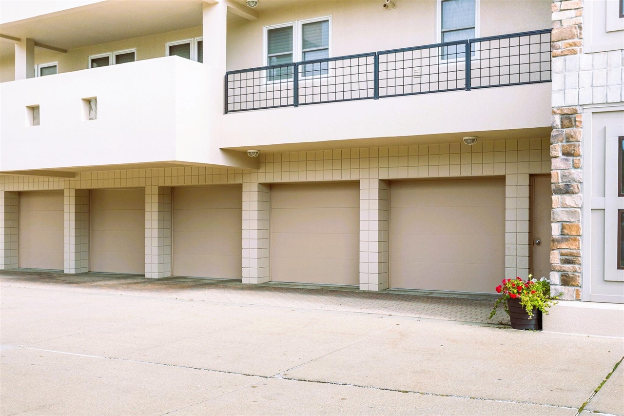 main property photo 63