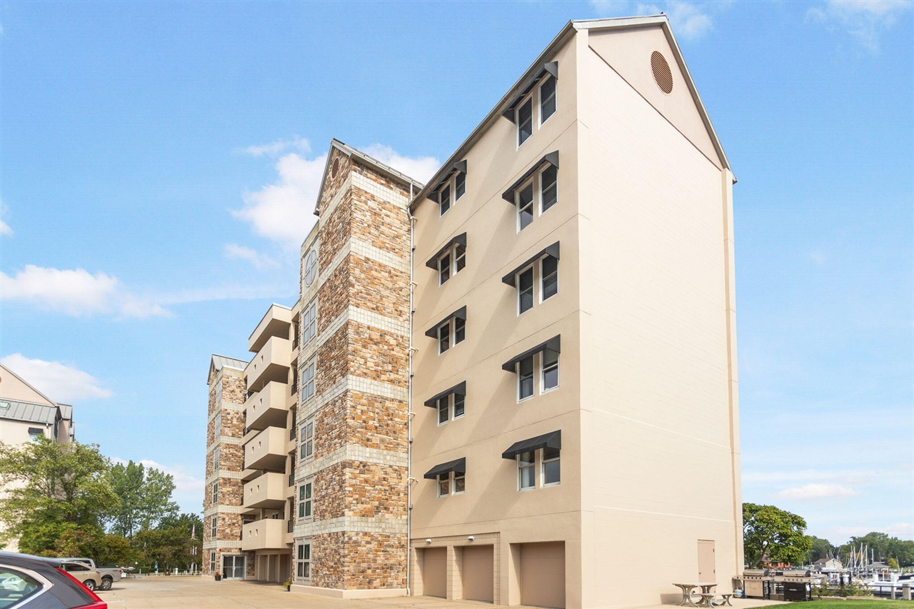 main property photo 64