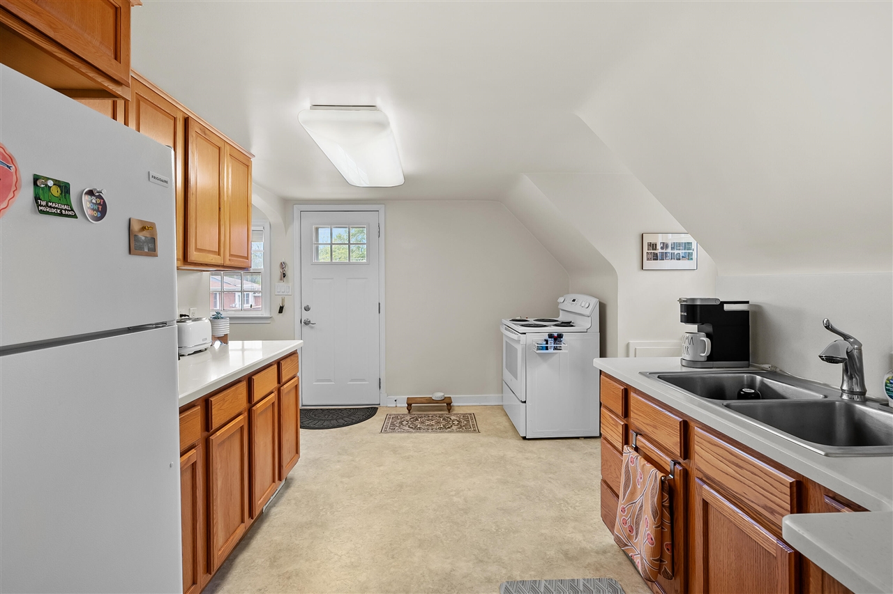 property viewer photo 26