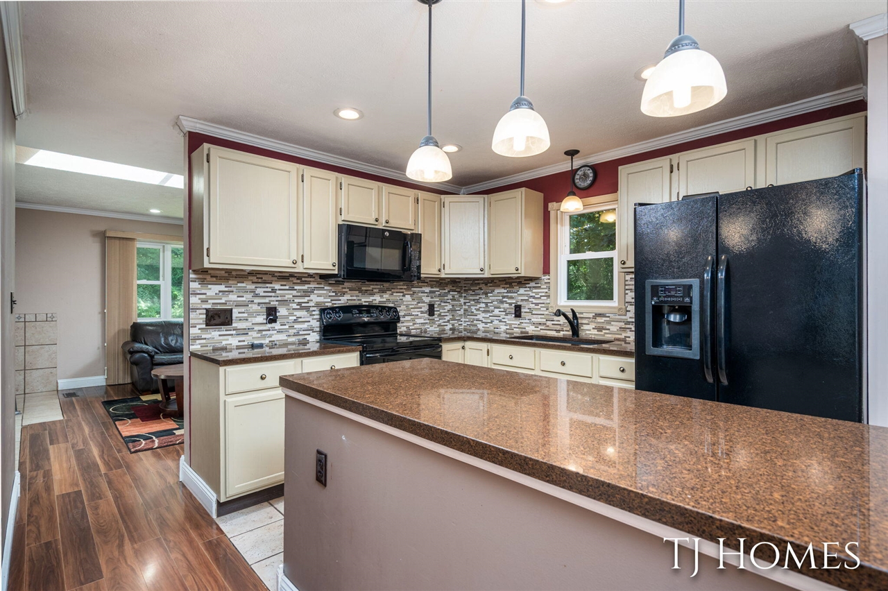 property viewer photo 10