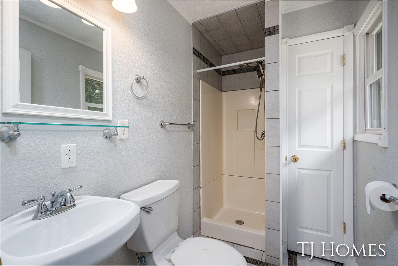 property viewer photo 13