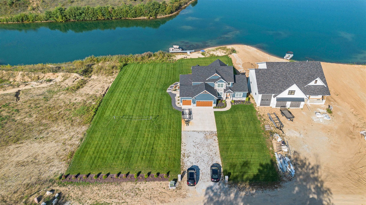 main property photo 53
