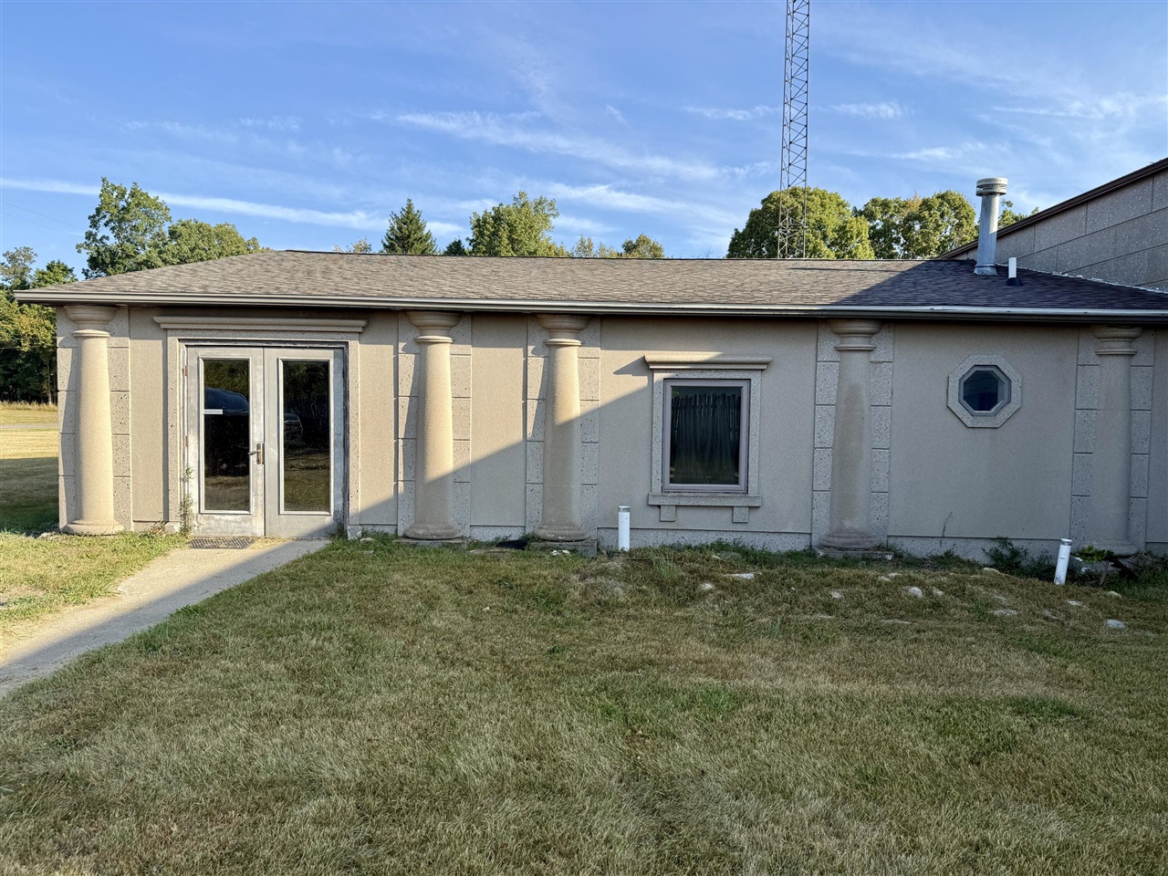 property viewer photo 2