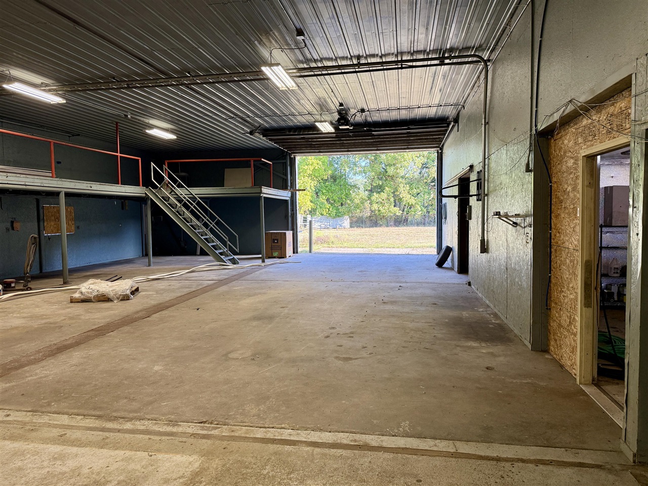 property viewer photo 24