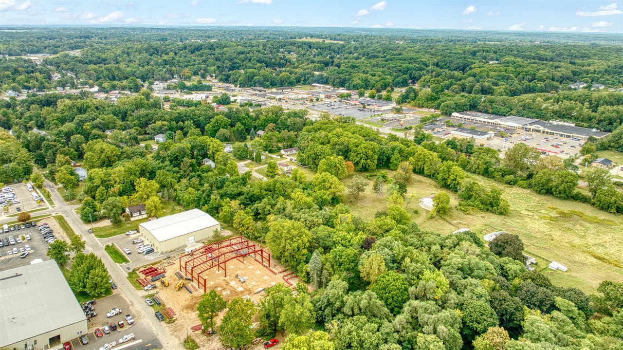 main property photo 6