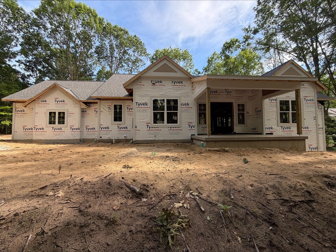 main property photo 11