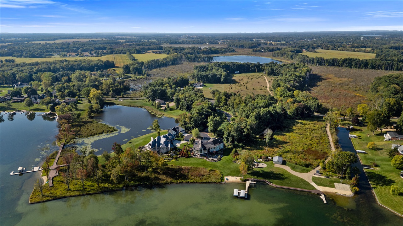 main property photo 19