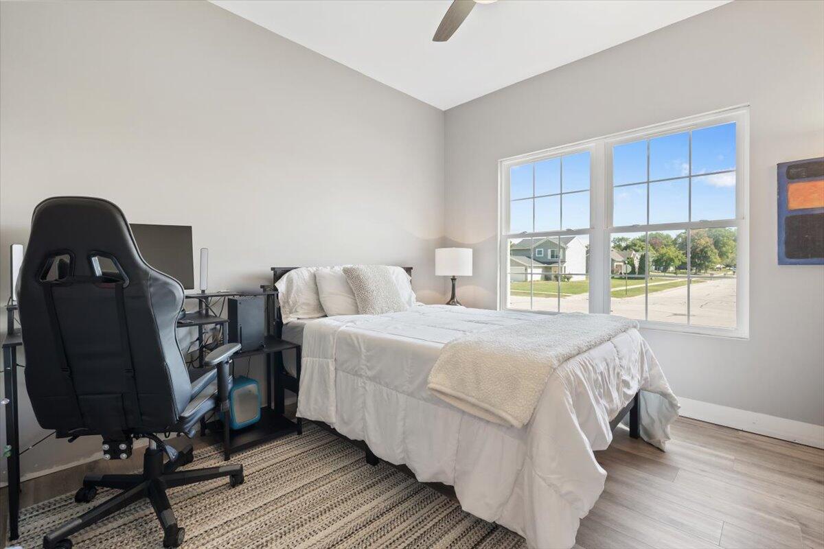 property viewer photo 24