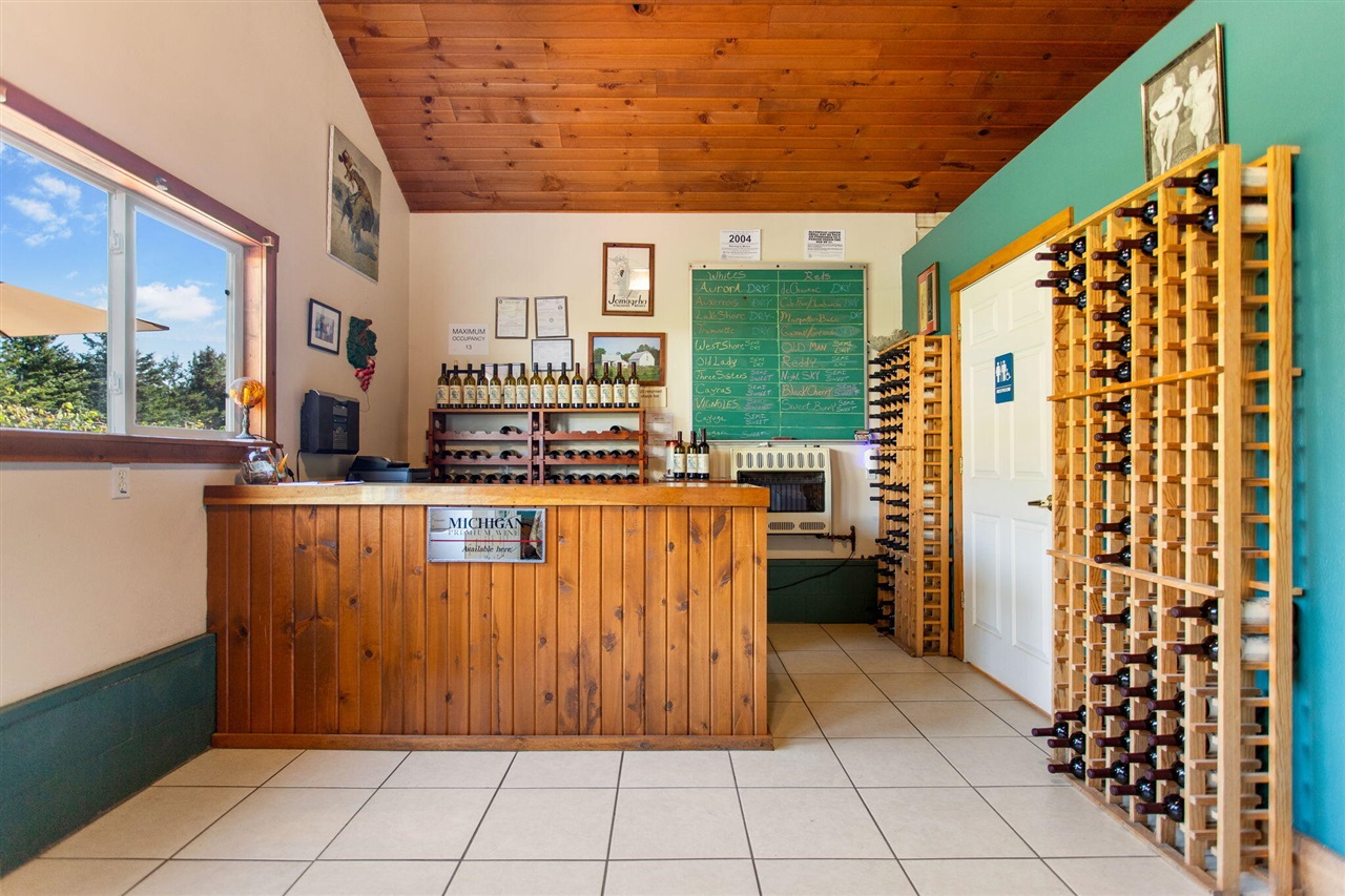 main property photo 19