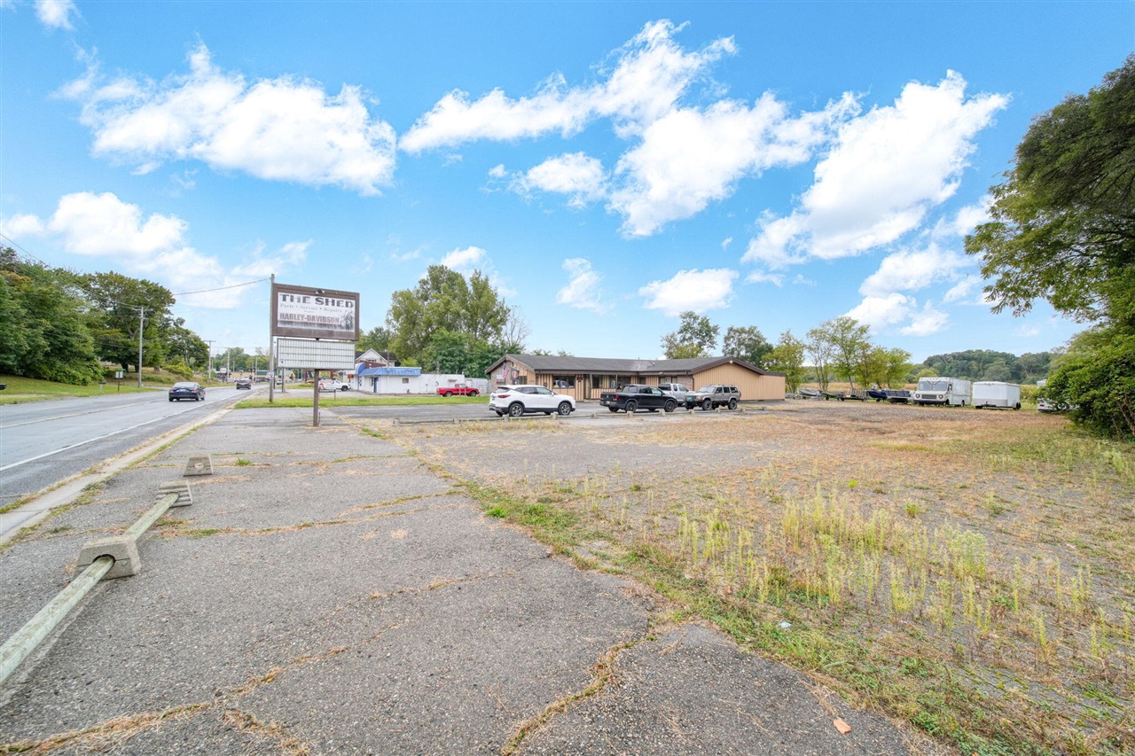 main property photo 20