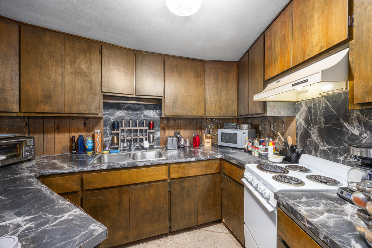 property viewer photo 4