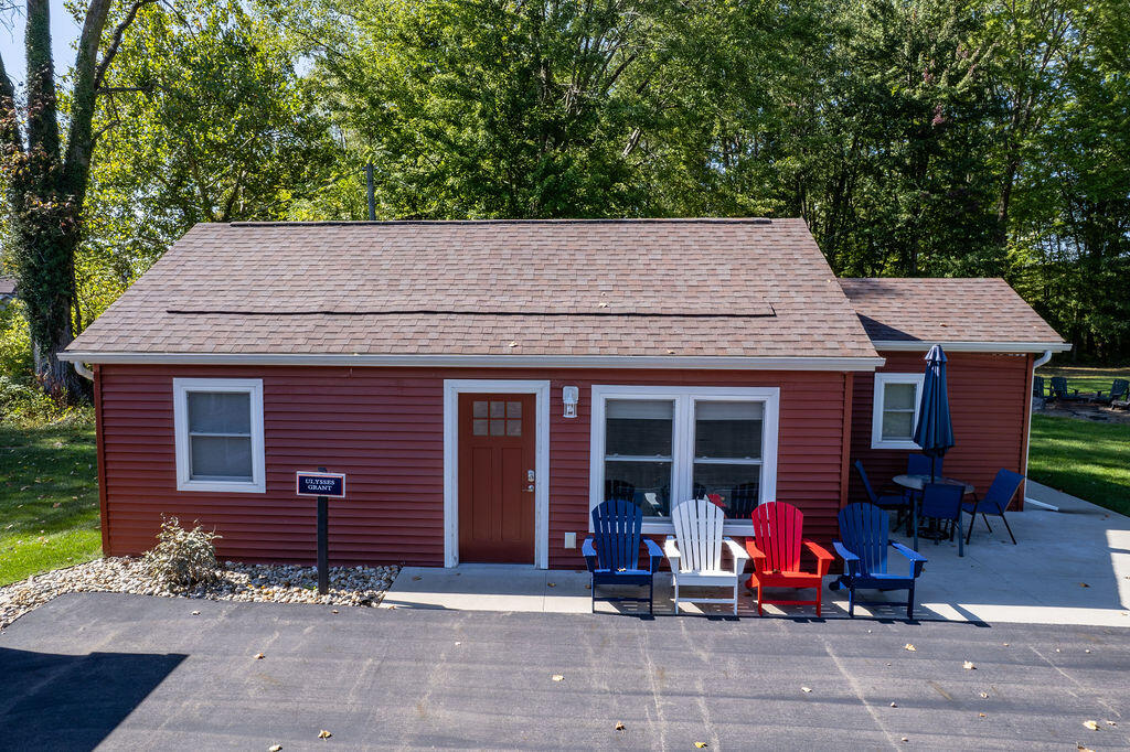 main property photo 15