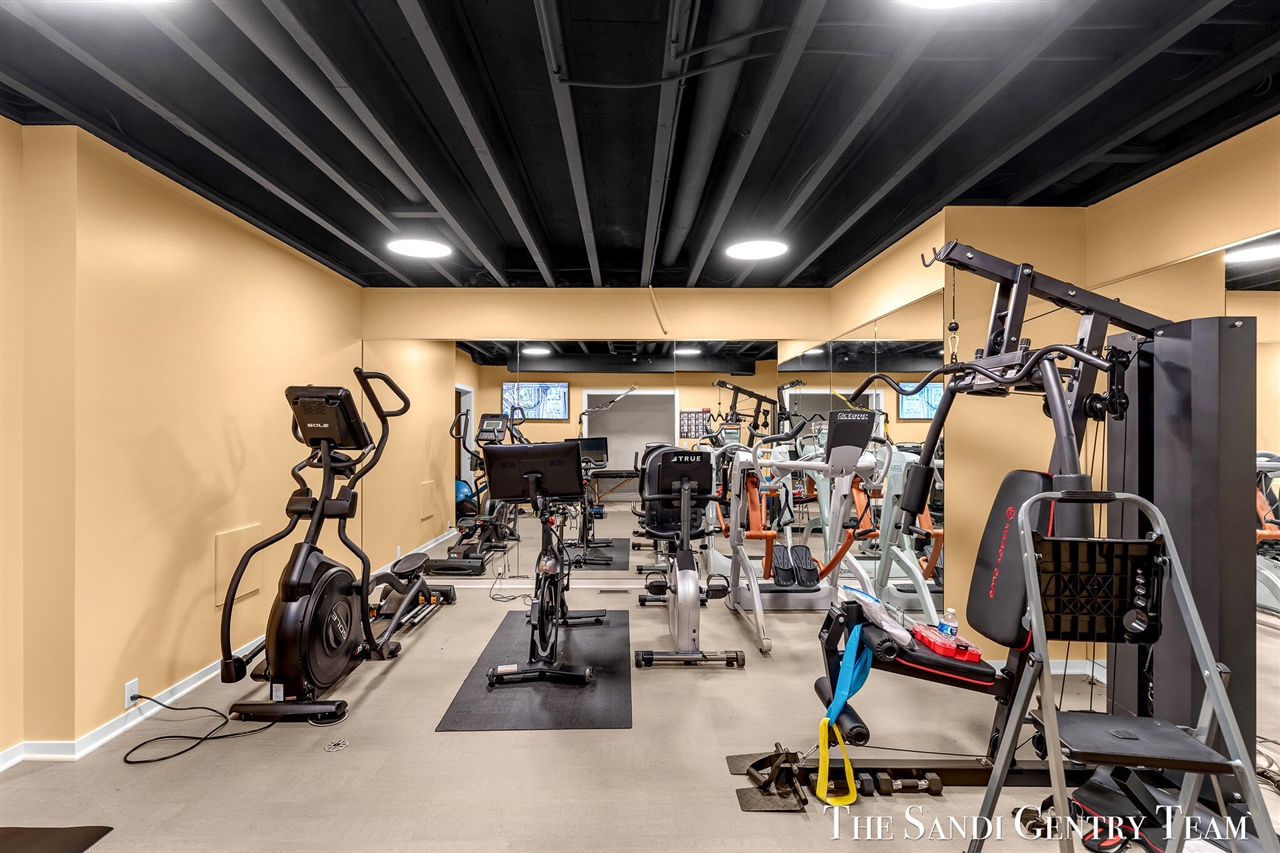 main property photo 75