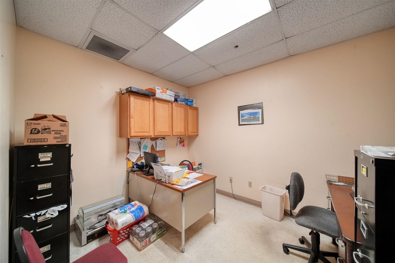 main property photo 84