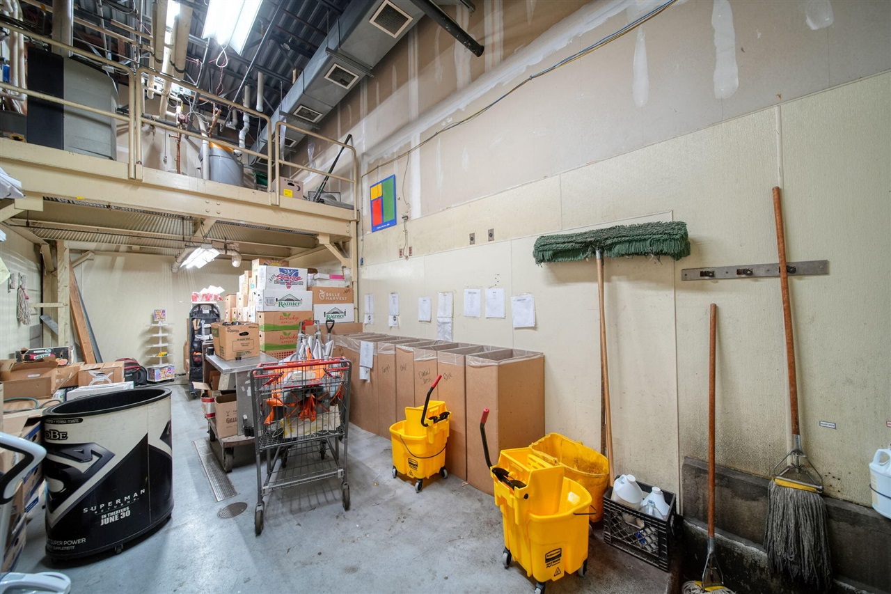 main property photo 86