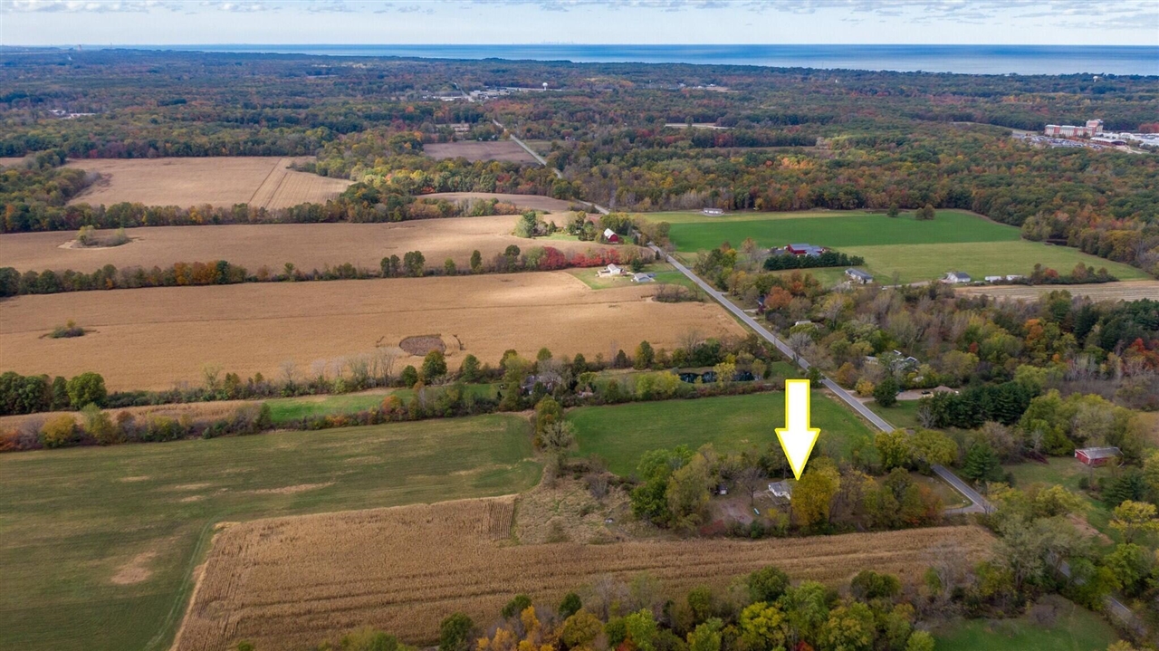 main property photo 30