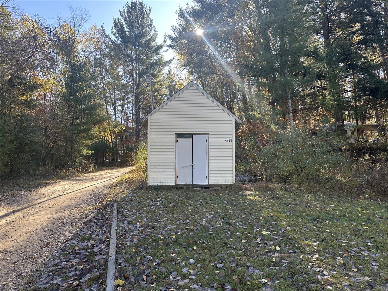 main property photo 7