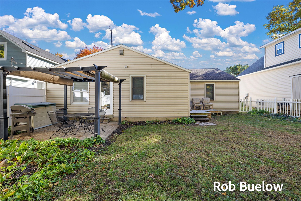 main property photo 51