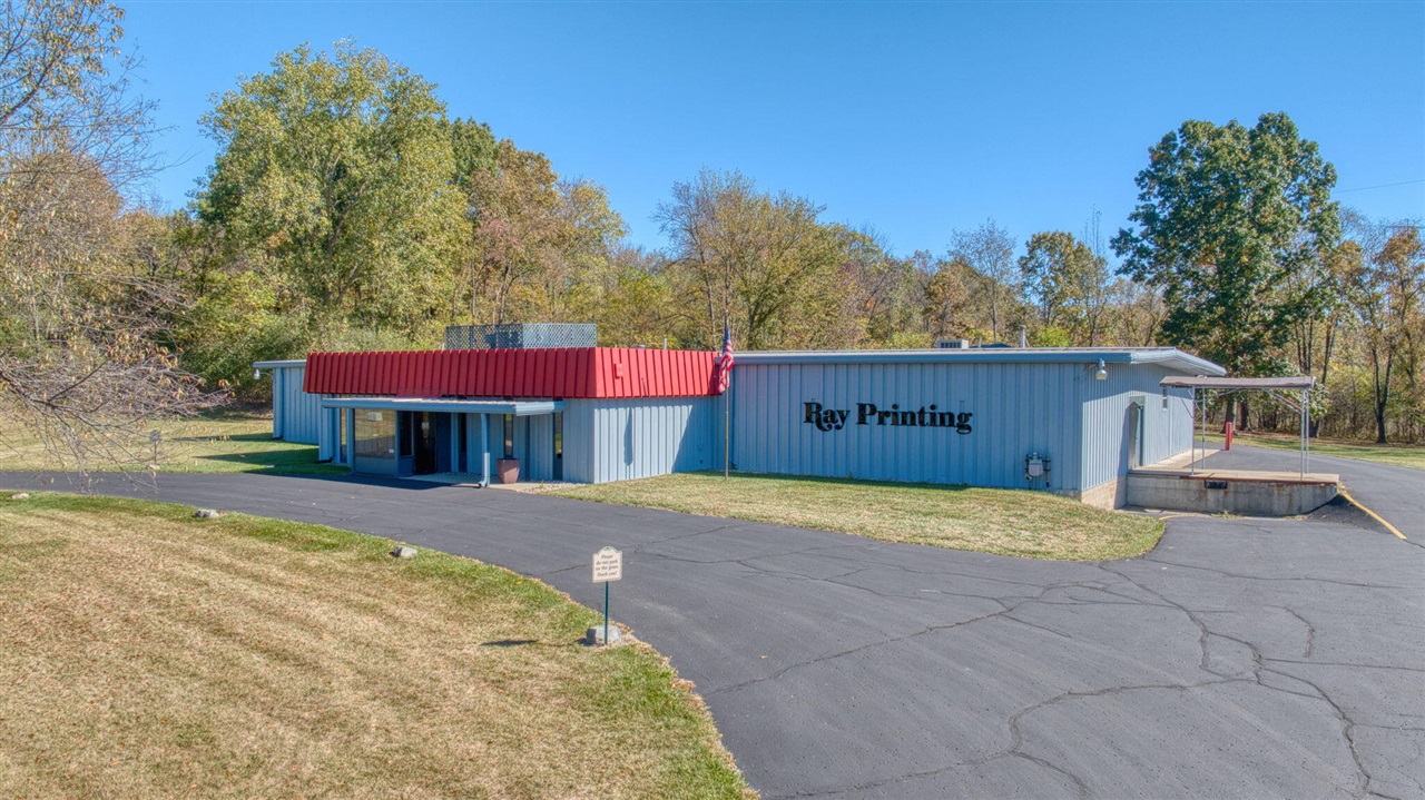 main property photo 23