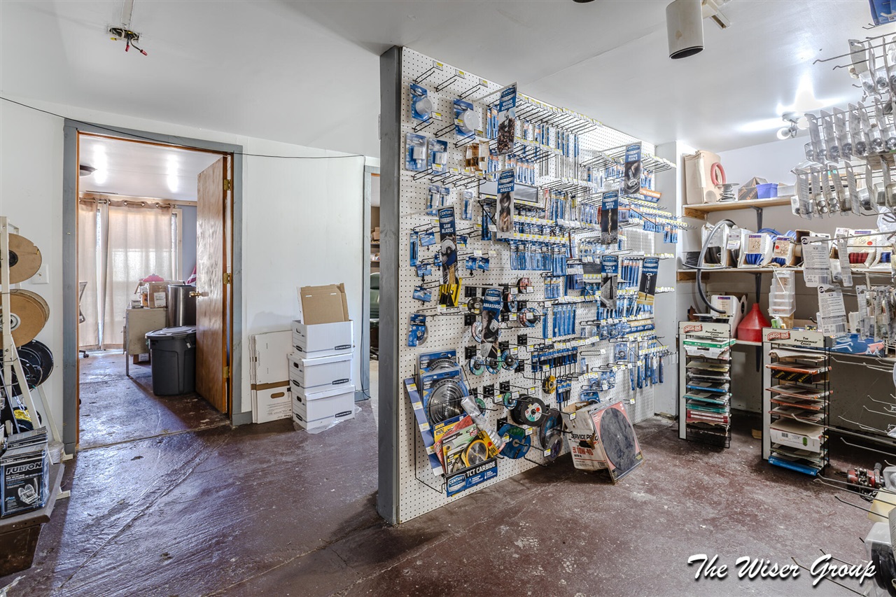 main property photo 20